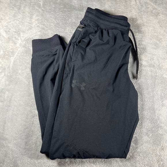 Under Armour Mens Medium Black Joggers Training Pants Athletic Workout - Picture 1 of 11